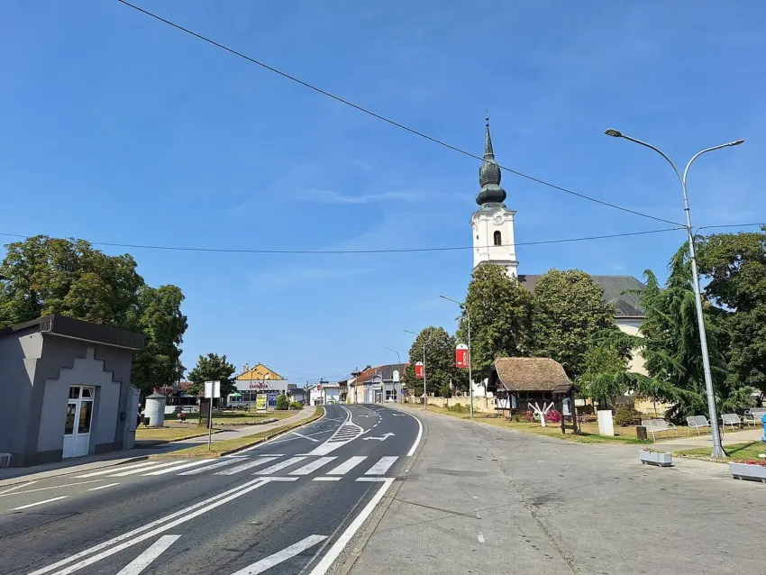 Središte Pitomače s crkvom svetog Vida